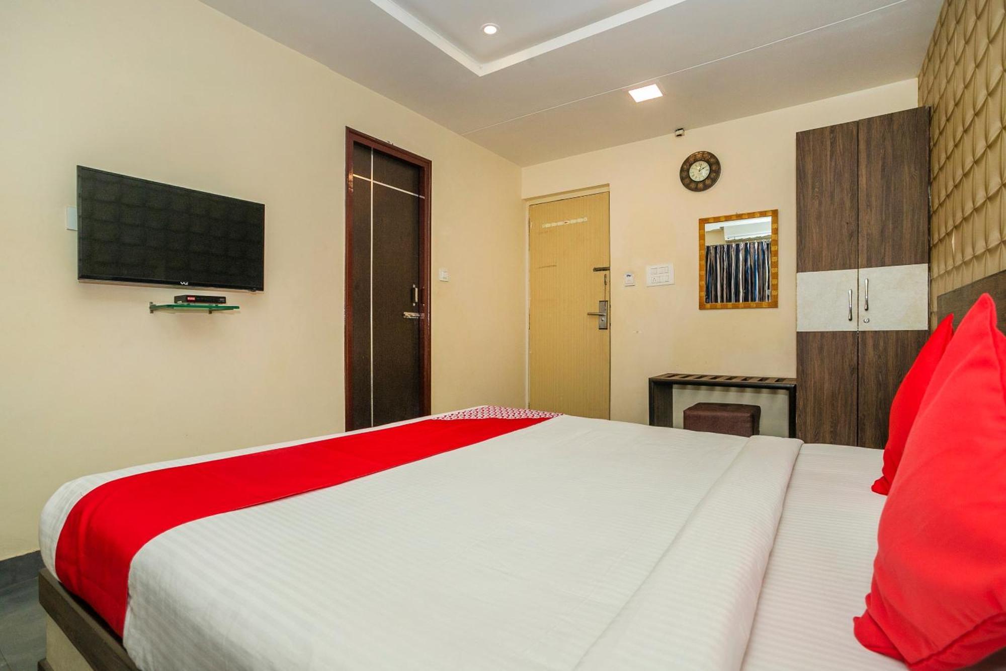 Super Collection O Indian Suites Near Sitara Restaurant Bengalúr Exteriér fotografie
