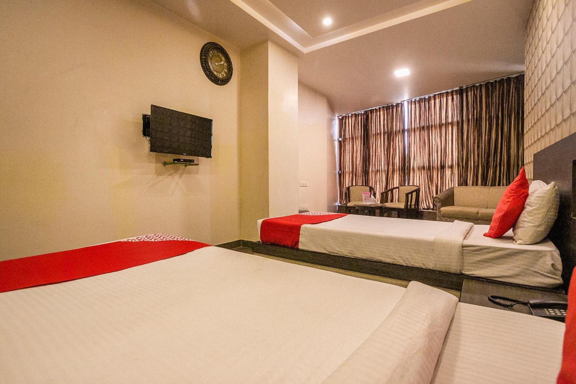 Super Collection O Indian Suites Near Sitara Restaurant Bengalúr Exteriér fotografie
