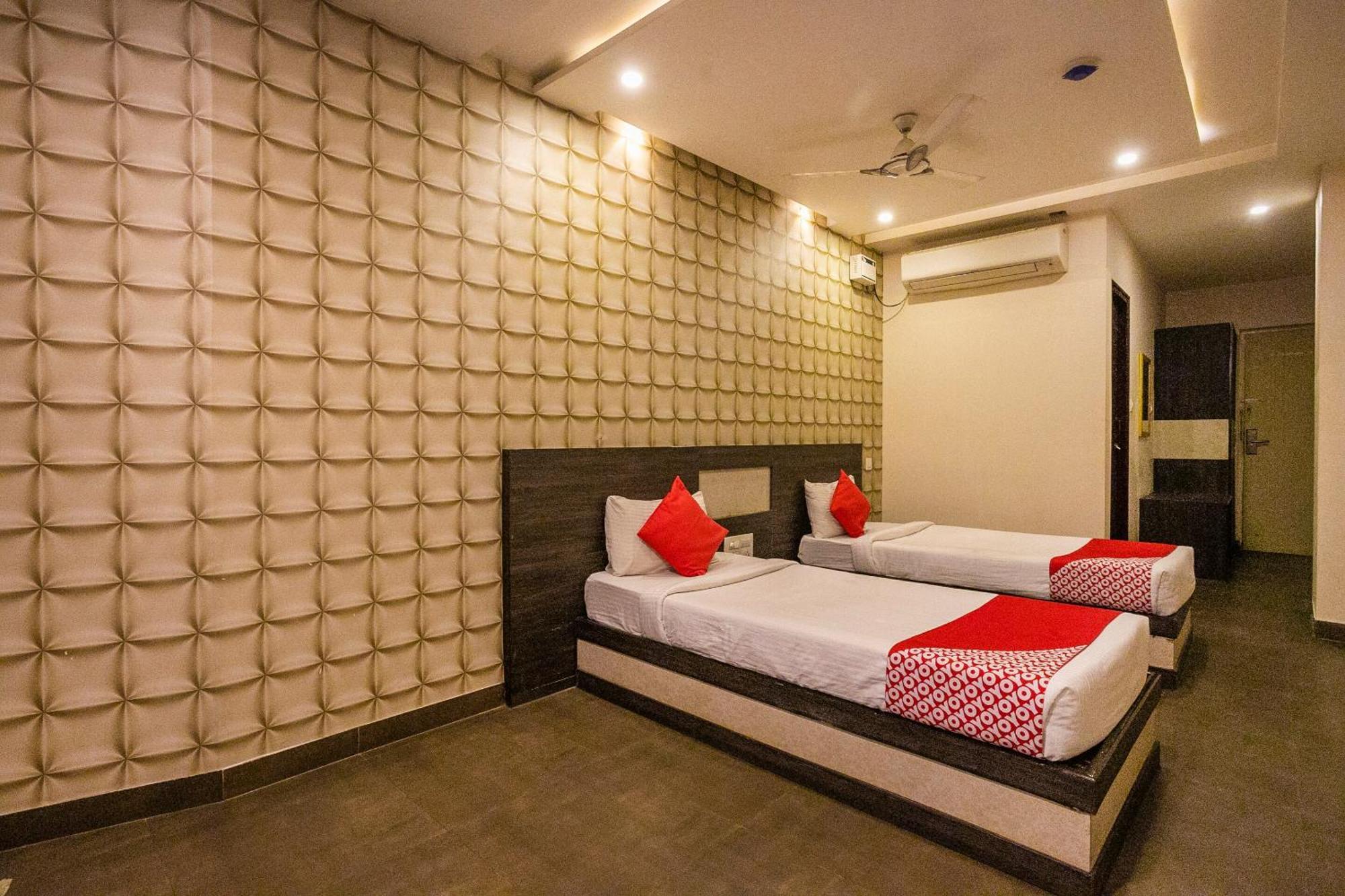 Super Collection O Indian Suites Near Sitara Restaurant Bengalúr Exteriér fotografie
