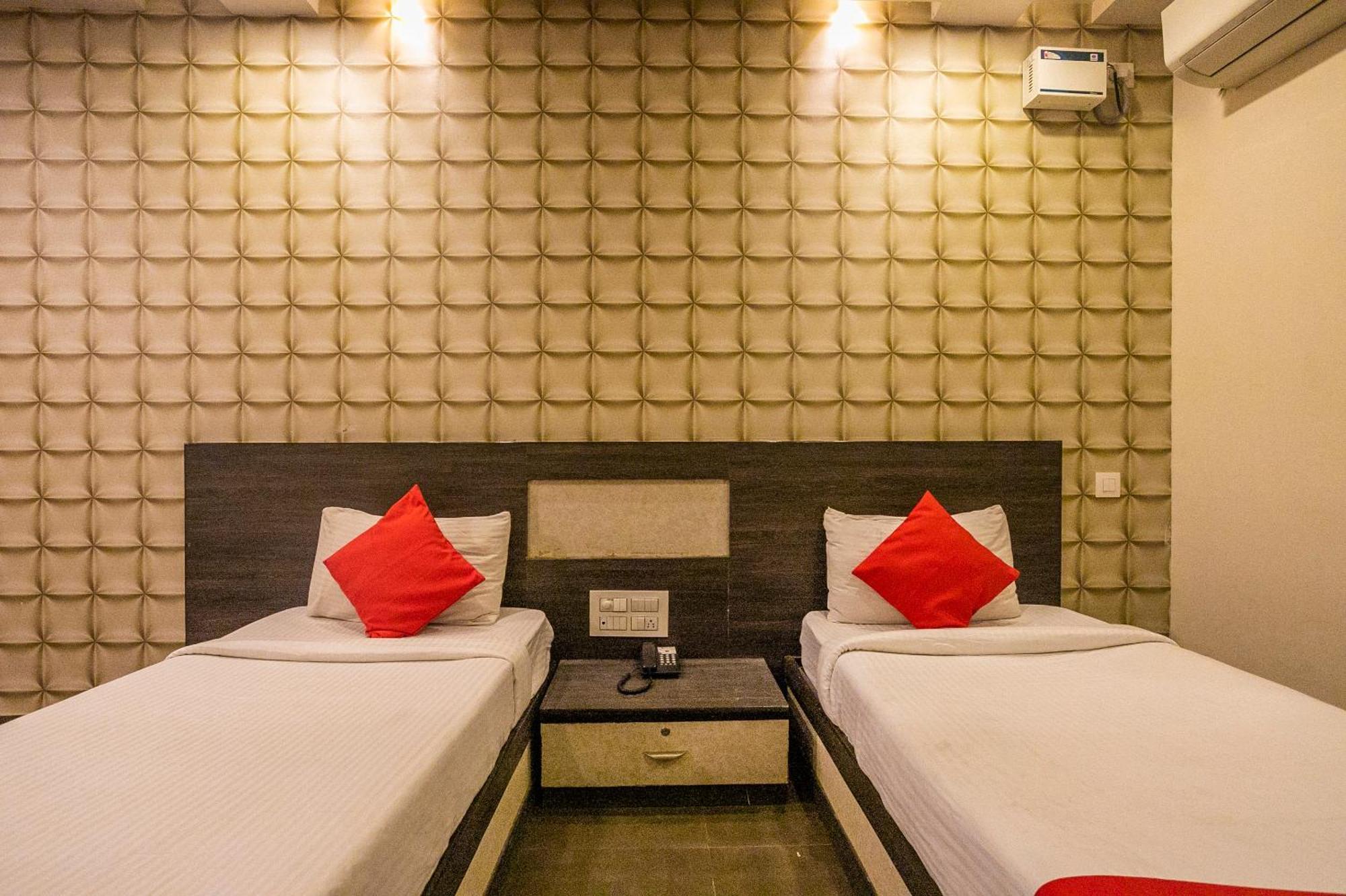 Super Collection O Indian Suites Near Sitara Restaurant Bengalúr Exteriér fotografie