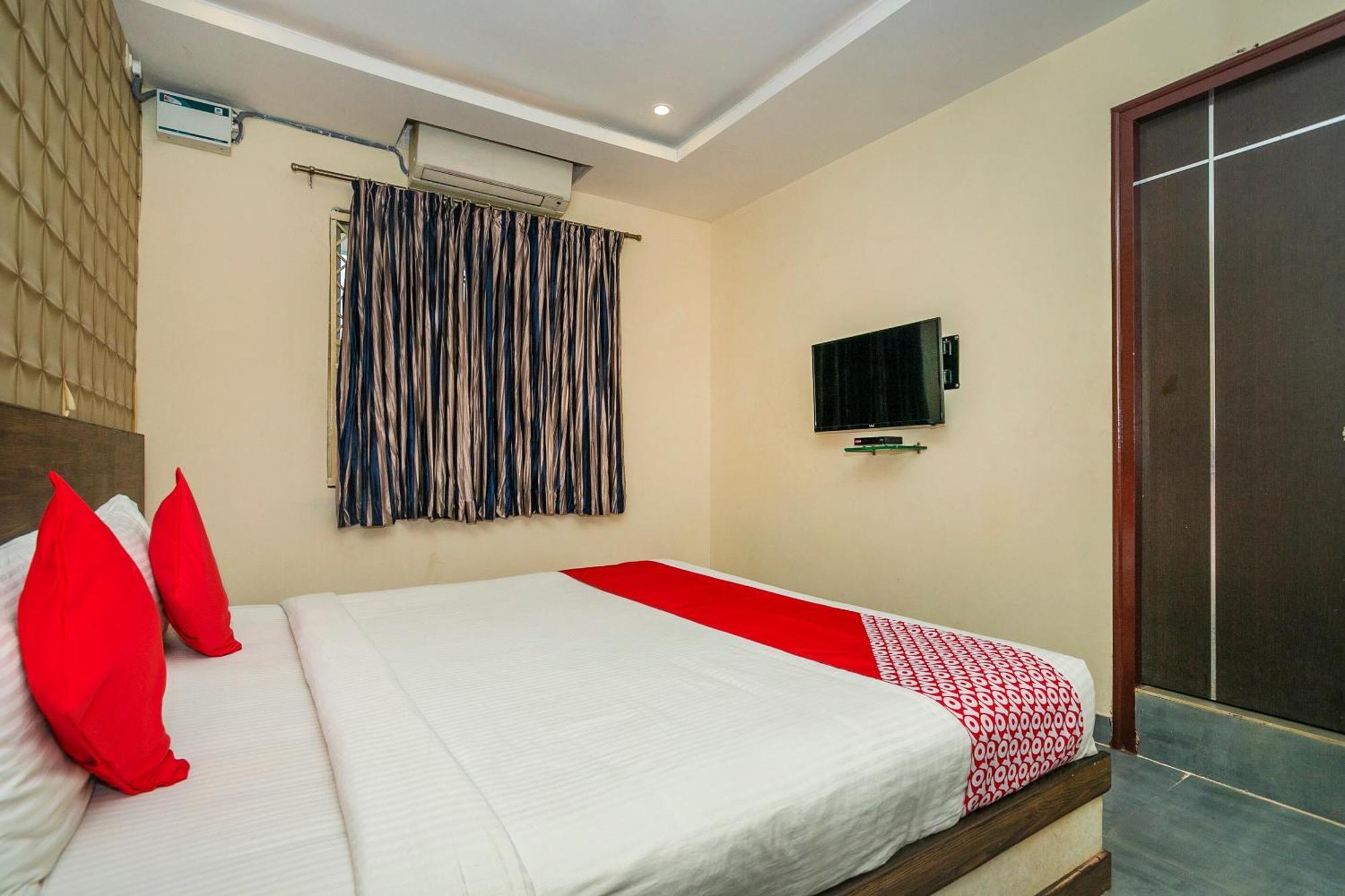Super Collection O Indian Suites Near Sitara Restaurant Bengalúr Exteriér fotografie